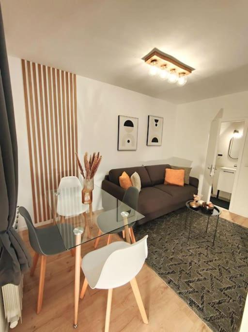 Joli Appartement Au Pied Du Tramway Безон Екстериор снимка